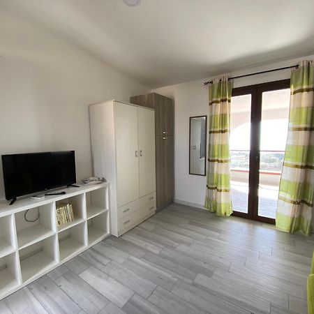 Nora'S Flats Appartement Triscina Buitenkant foto