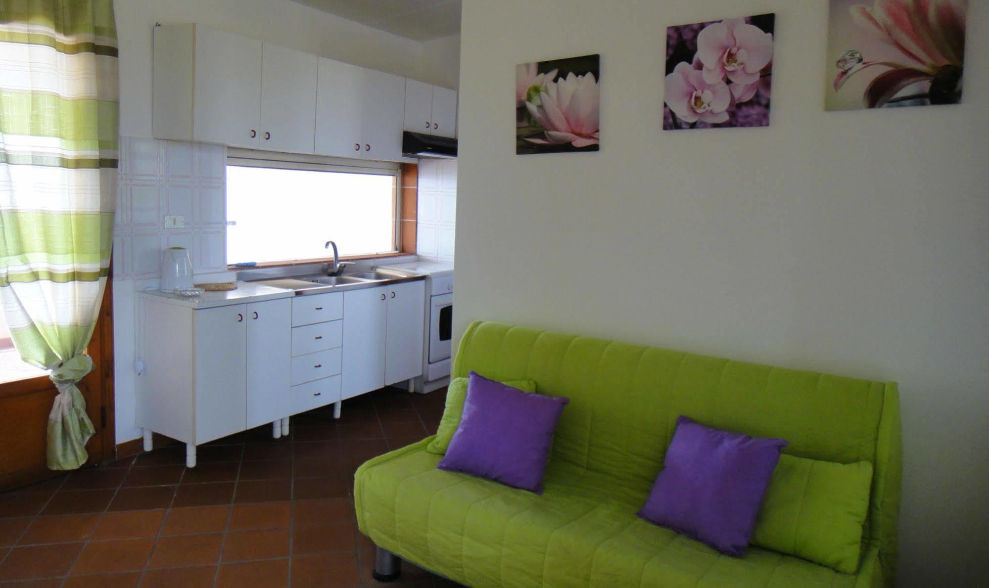 Nora'S Flats Appartement Triscina Buitenkant foto